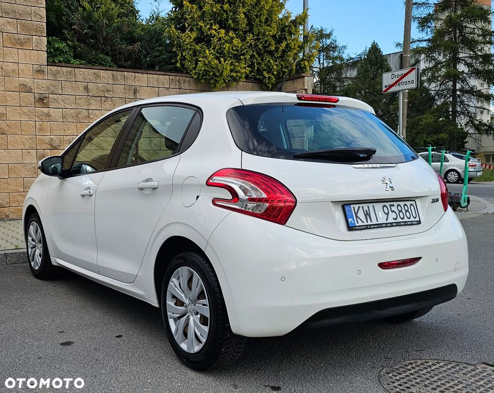Peugeot 208 82 VTI Allure - 4