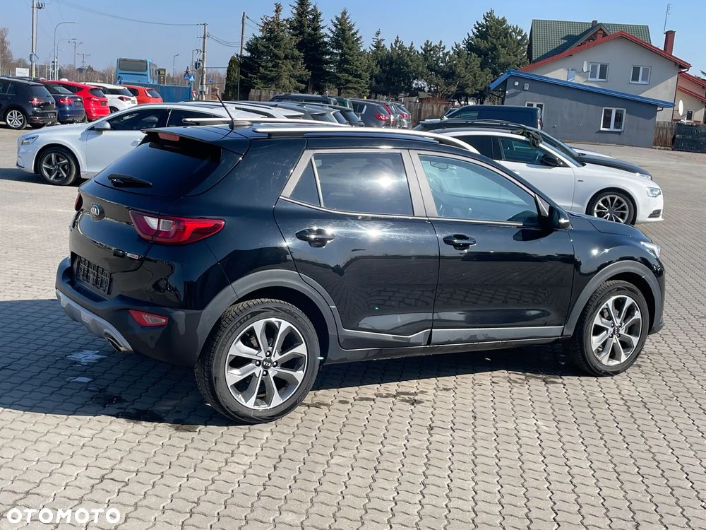 Kia Stonic - 9