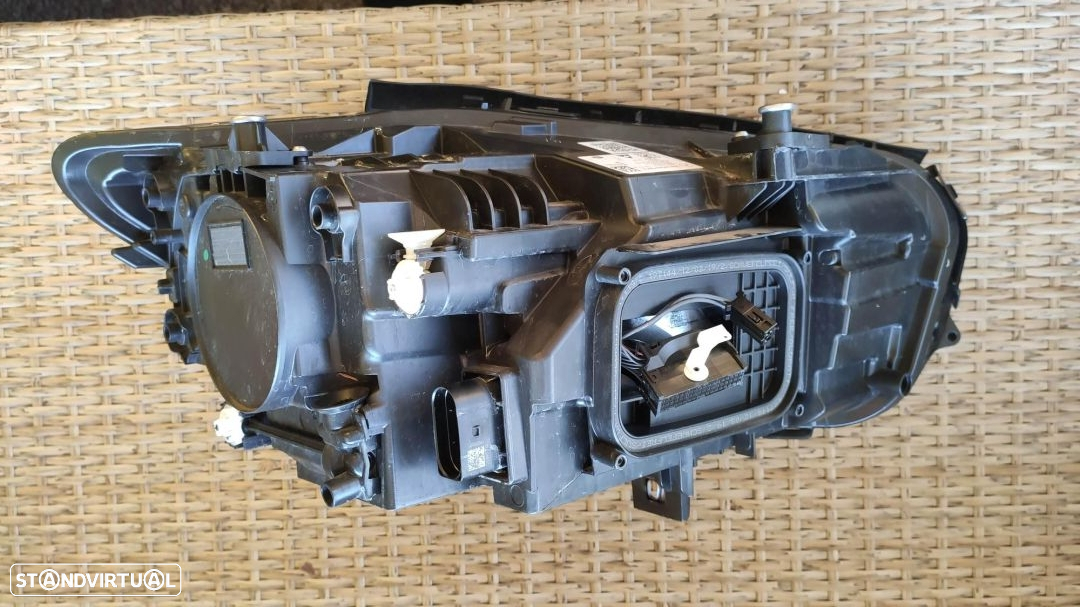 farol esquerdo full Led performance Mercedes classe B w247 - 9