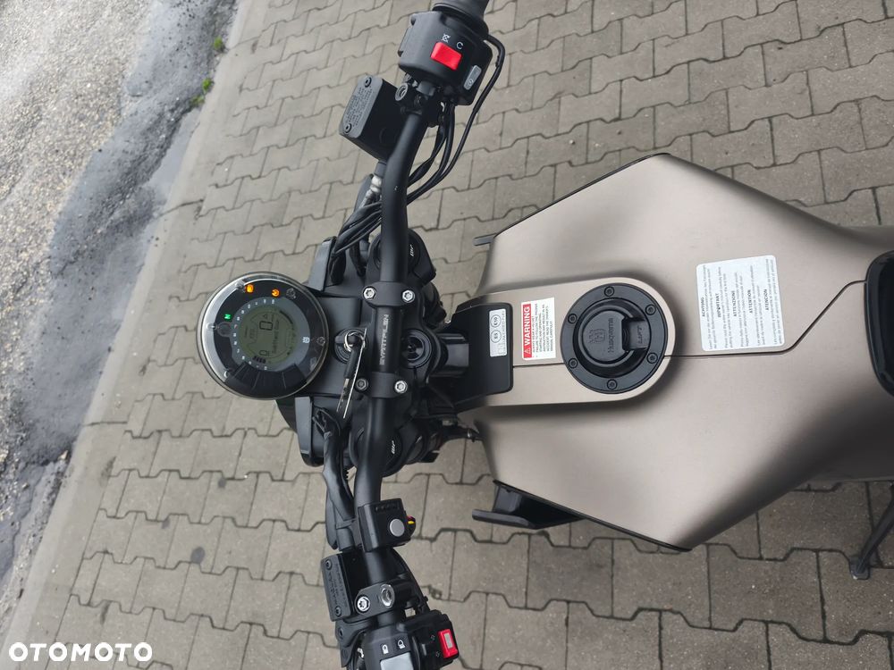 Husqvarna 701 - 29