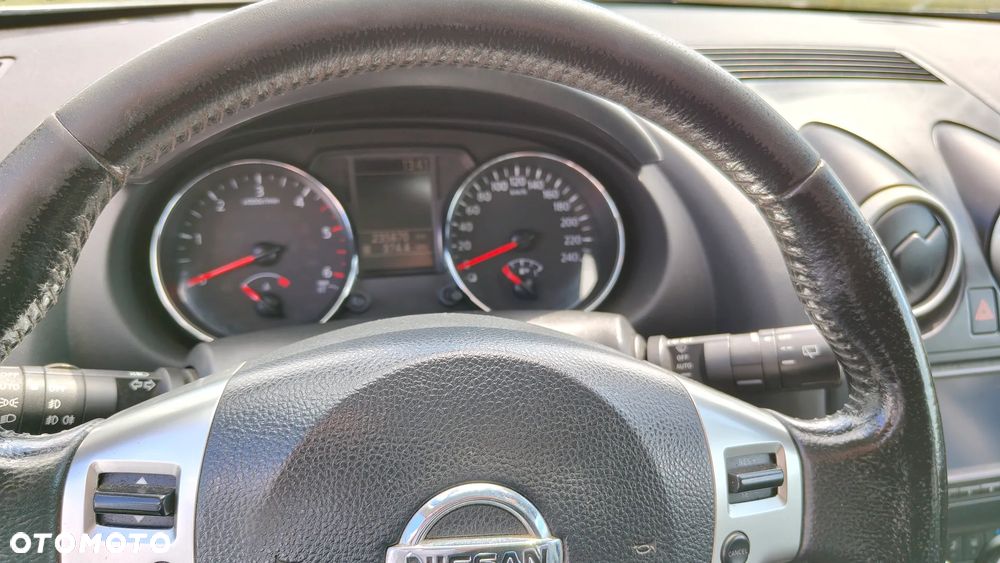 Nissan Qashqai 2.0 dCi DPF I-Way - 10