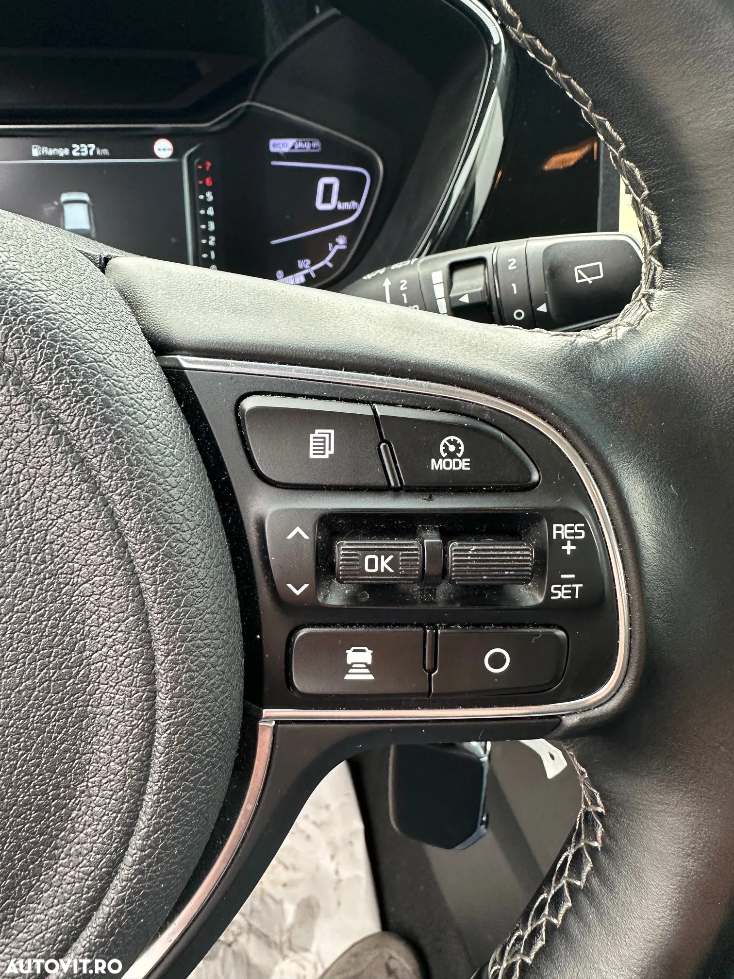 Kia Niro 1.6 GDI PHEV 2WD Aut. Vision - 36