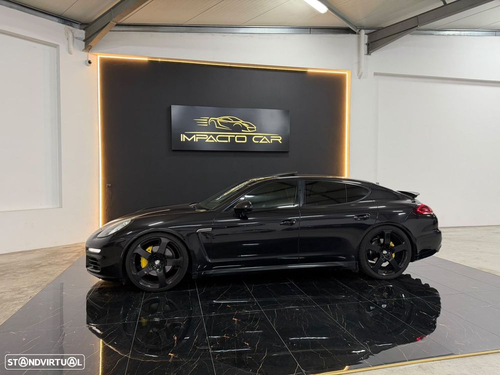 Porsche Panamera Platinum Edition - 36
