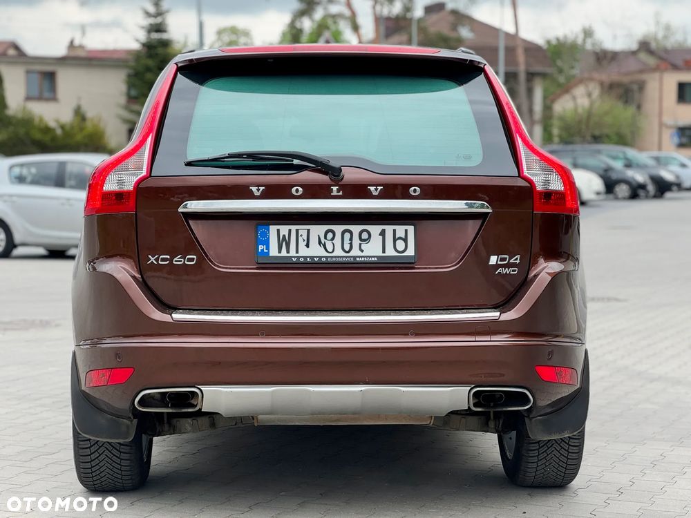 Volvo XC 60 2.4D AWD Summum - 10