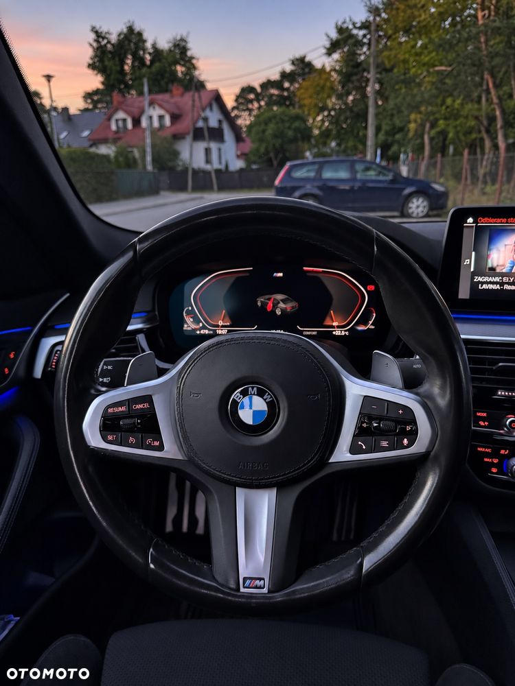 BMW Seria 5 520d xDrive MHEV M Sport sport - 9