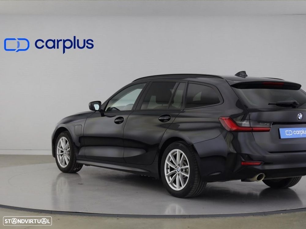 BMW 330 e Auto - 5