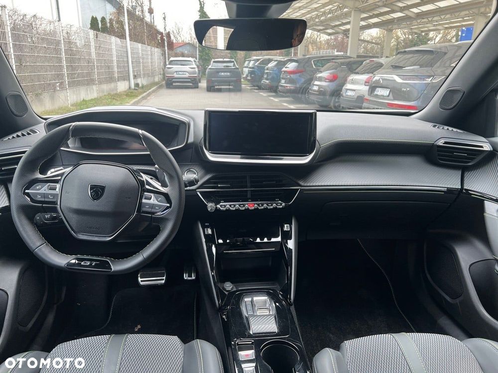 Peugeot 2008 1.2 PureTech GT S&S EAT8 - 8