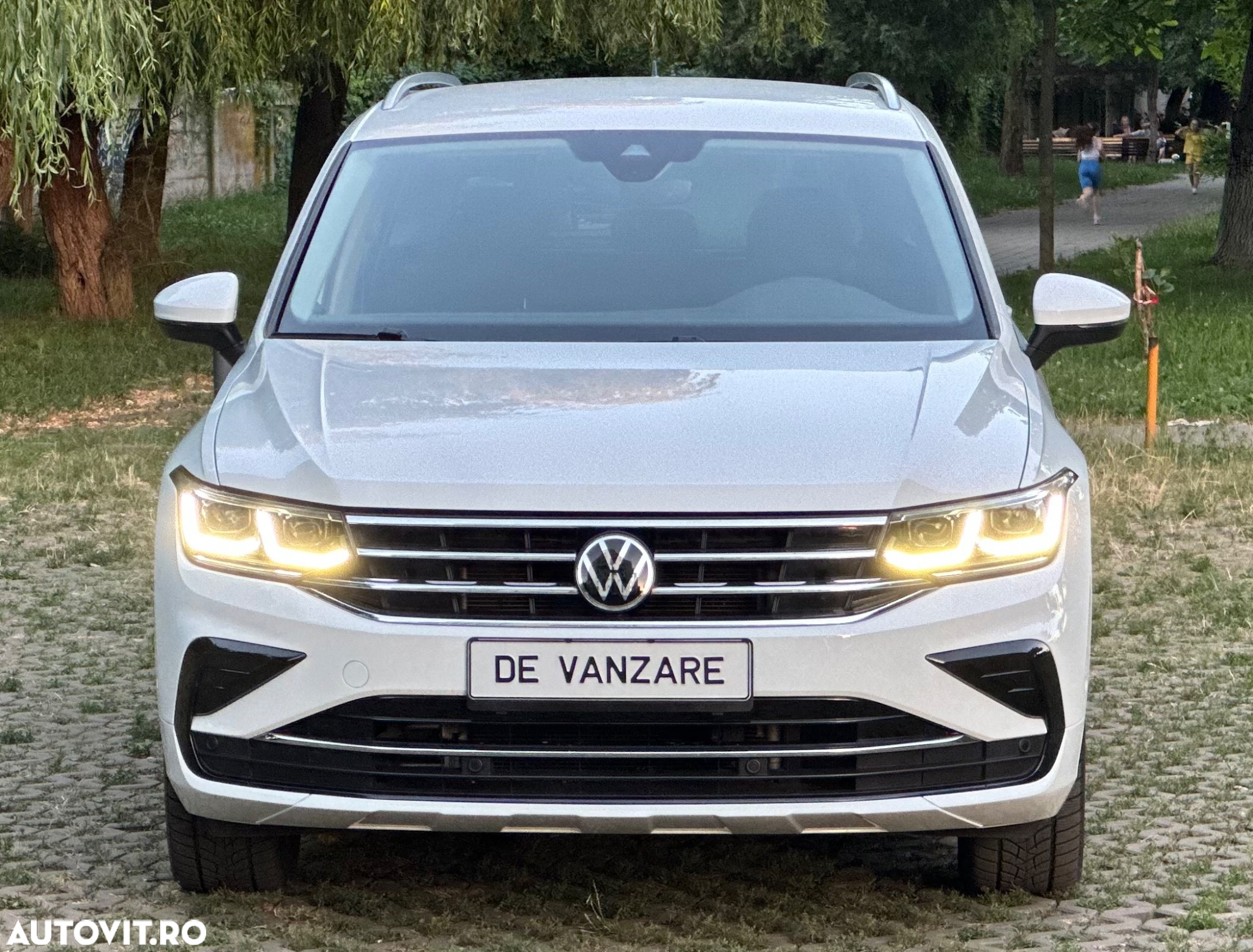 Volkswagen Tiguan 2.0 TDI SCR DSG IQ.DRIVE - 15
