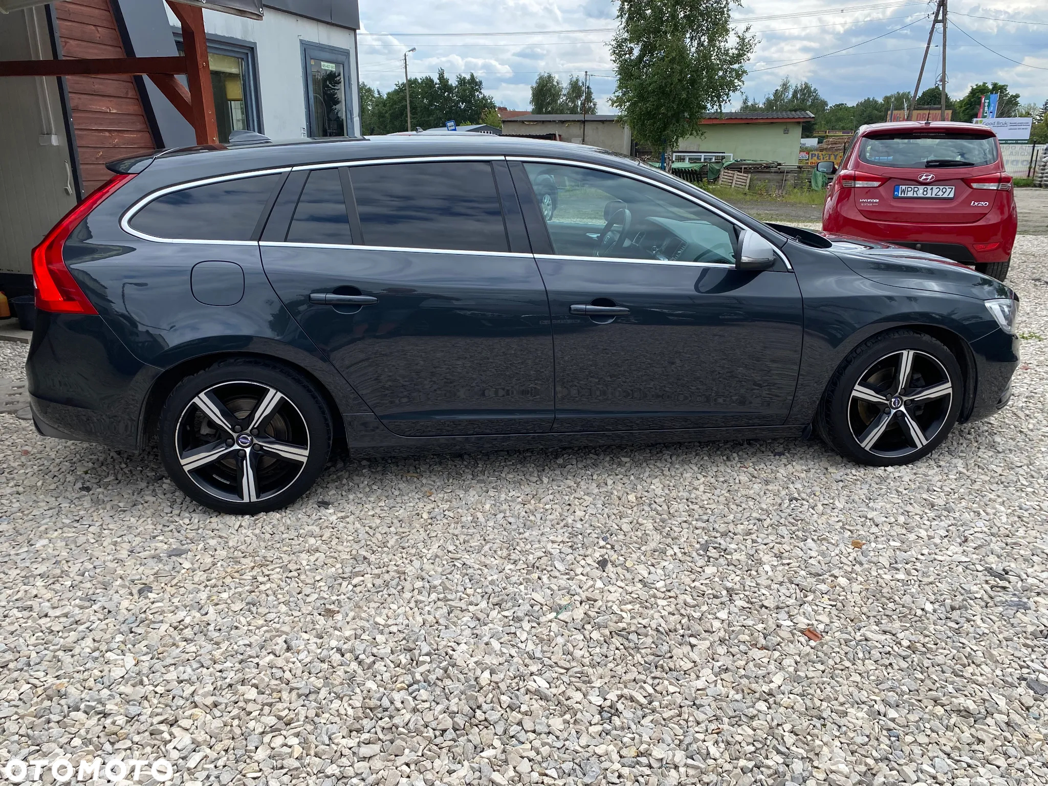 Volvo V60 D3 Drive-E R-Design Momentum - 4