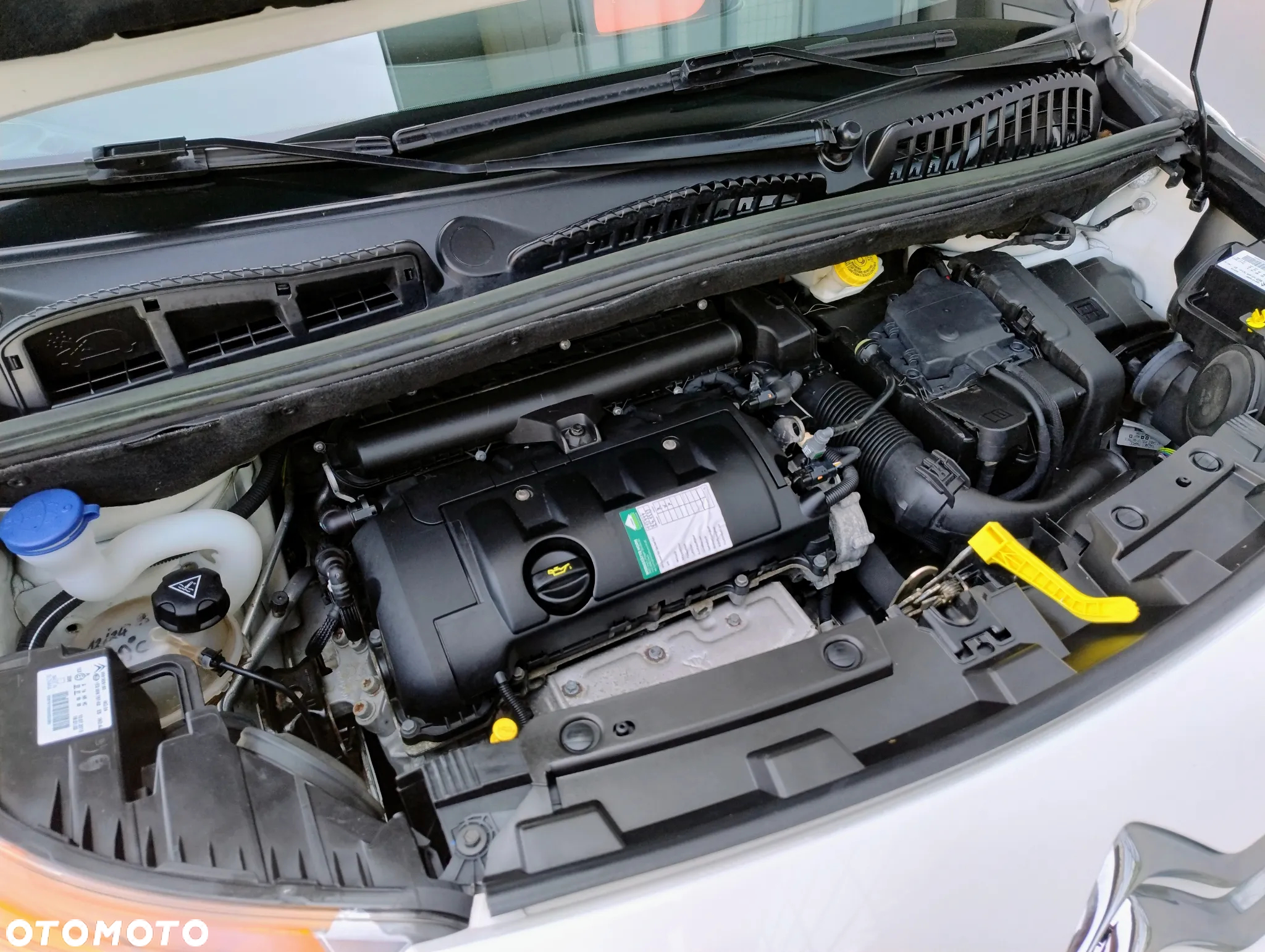 Citroën C3 Picasso 1.4i Exclusive - 24
