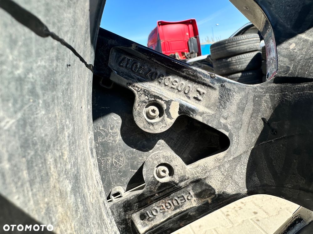 Alufelgi koła PEUGEOT 208 R17 4X108 . - 6