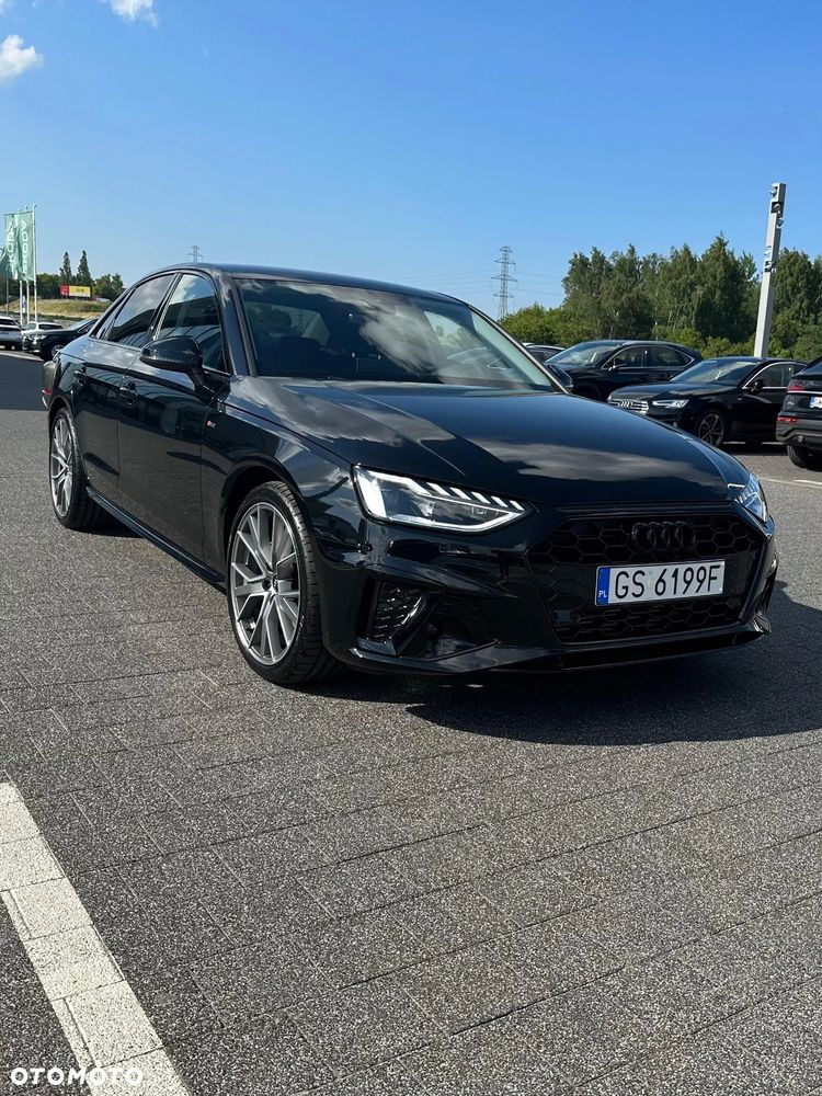 Audi A4 Limousine 35 TFSI mHEV S Line S tronic - 4