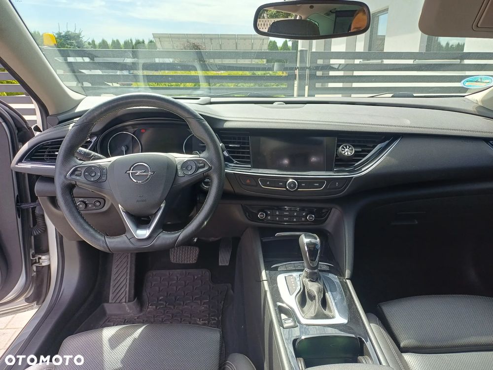 Opel Insignia 2.0 CDTI 4x4 Exclusive S&S - 4