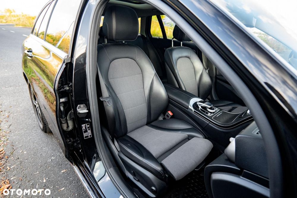 Mercedes-Benz Klasa C 200 d 9G-TRONIC - 16