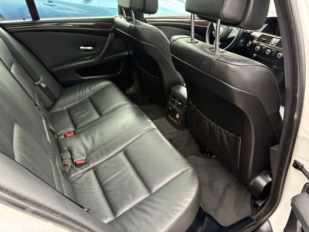 BMW Seria 5 530d Edition Sport - 7