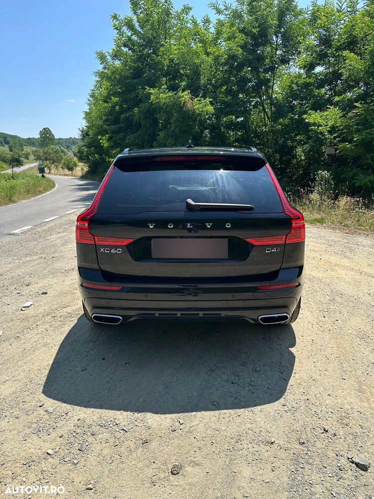 Volvo XC 60 D4 AWD R-Design - 4