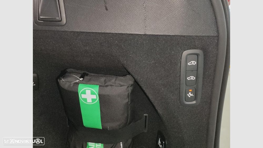 Volvo XC 90 2.0 T8 PHEV Ultimate Bright AWD - 17