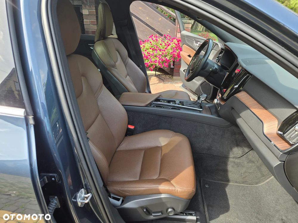 Volvo XC 60 B5 B AWD Geartronic Momentum Pro - 16
