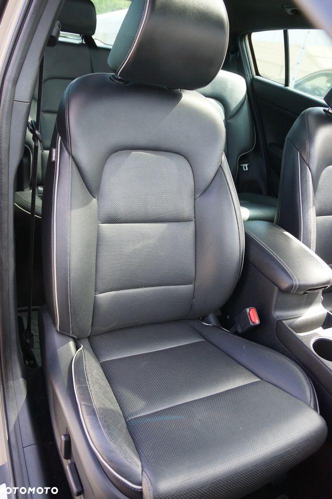 Kia Sportage 2,0 CRDI AWD GT Line - 31