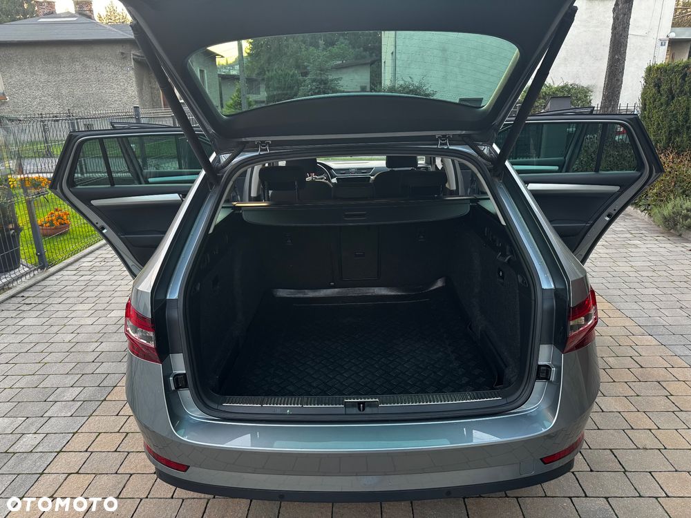 Skoda Superb - 16