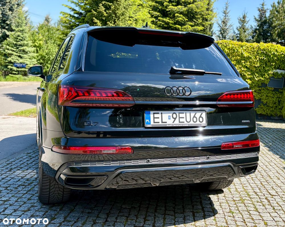 Audi Q7 - 7