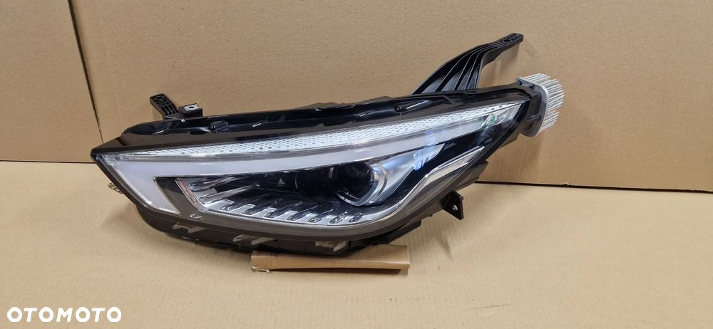 MG ZS LIFT 2019 - LAMPA PRZÓD PRZEDNIA LEWA FULL LED A00005L0200 - 2