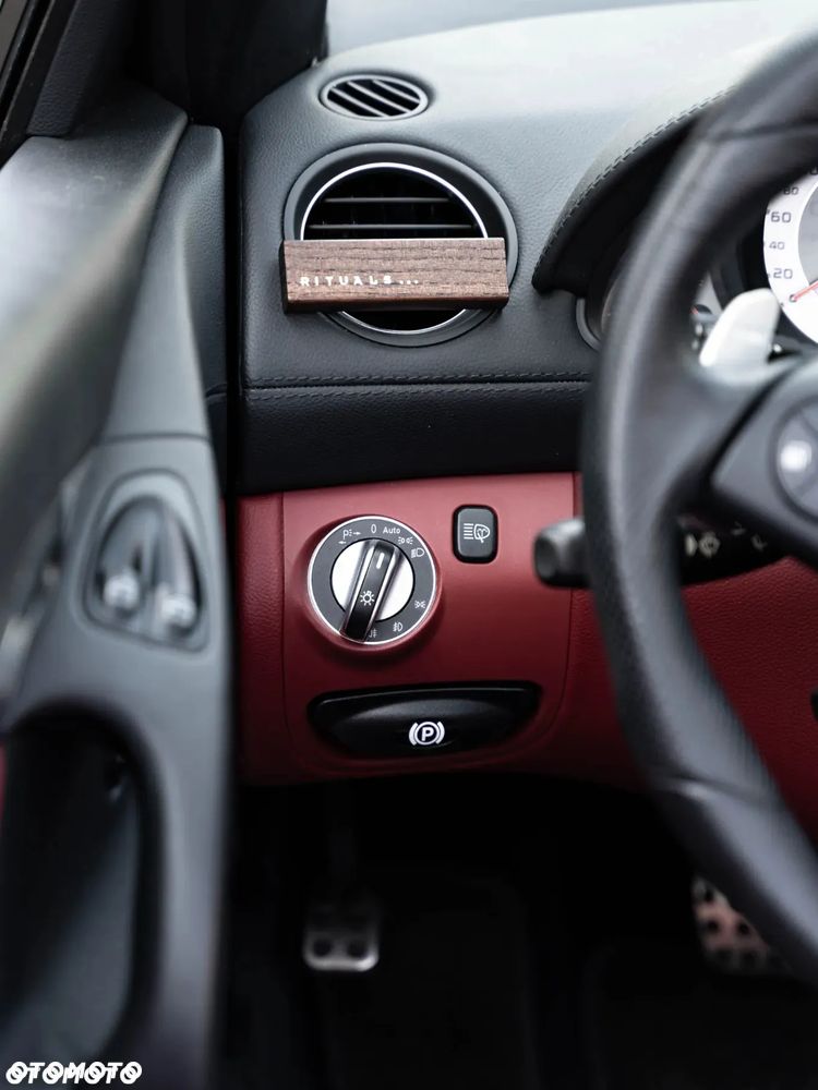 Mercedes-Benz SL 63 AMG SPEEDSHIFT MCT - 9