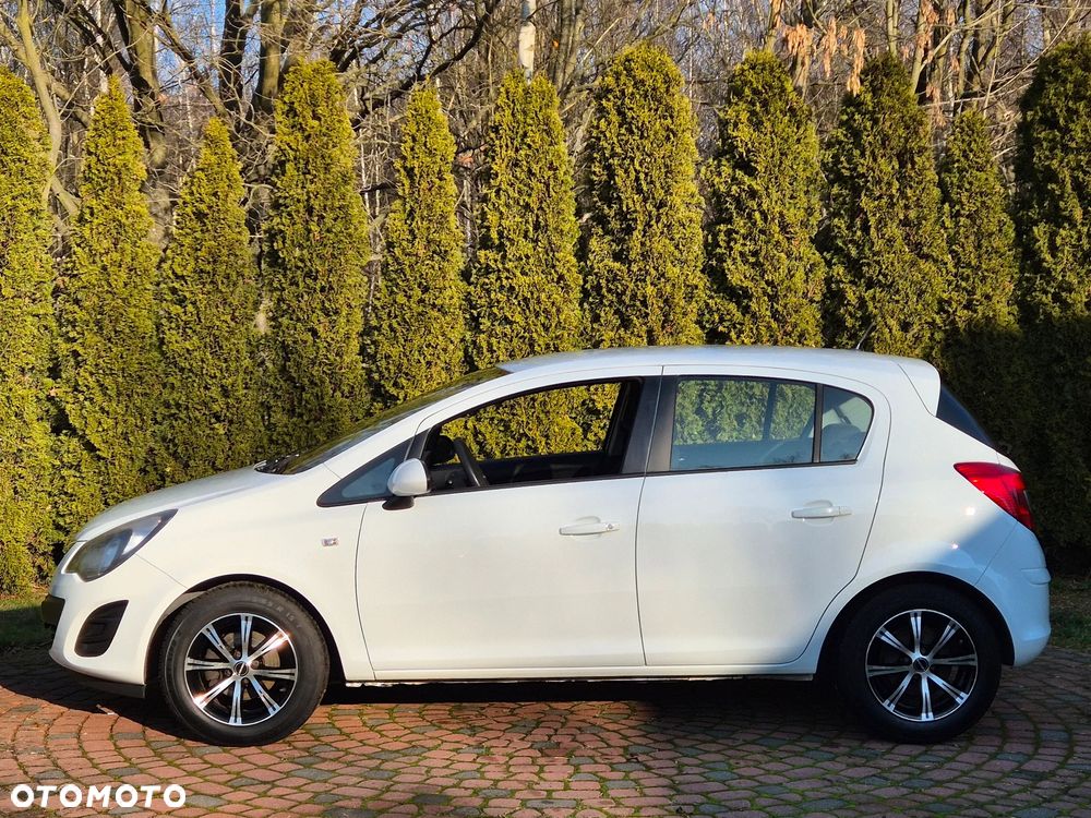 Opel Corsa 1.2 16V Edition / Active - 25