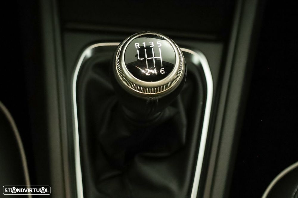 Renault Captur 1.0 TCe Techno Bi-Fuel - 14