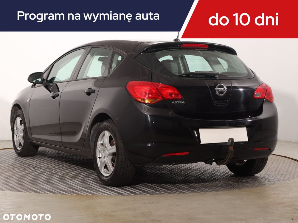 Opel Astra - 6