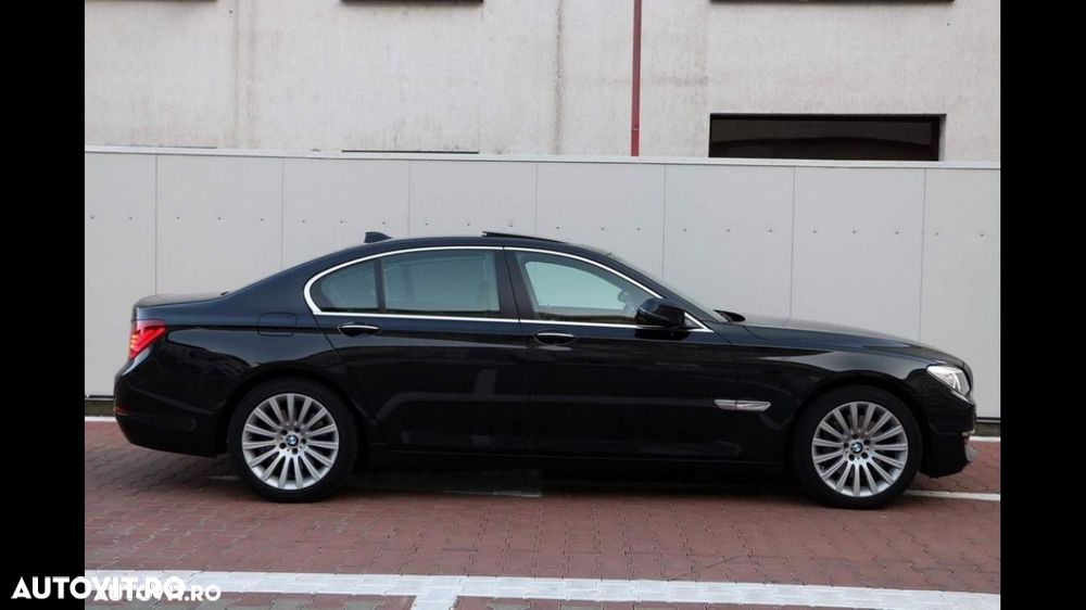 BMW Seria 7 730d - 16