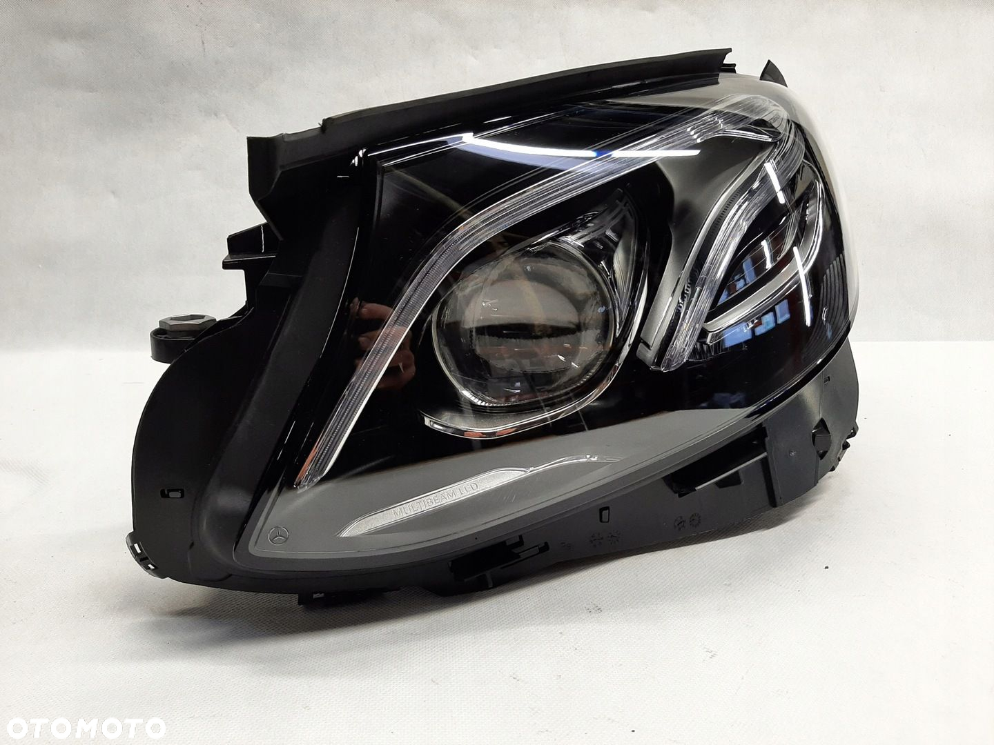 Mercedes E Reflektor Lampa LED NOWA A2139064704 - 4