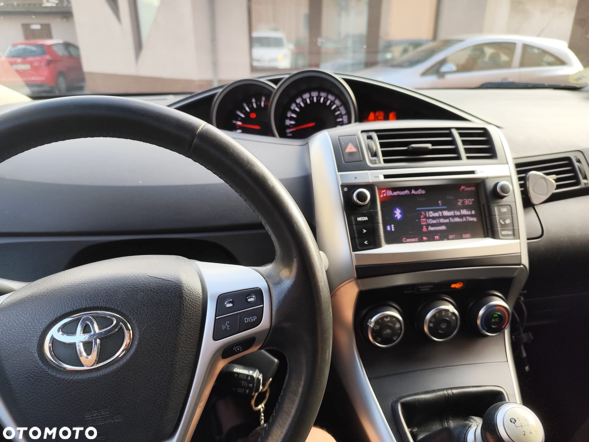 Toyota Verso 2.0 D-4D 5-Sitzer - 19