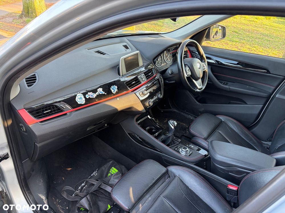 BMW X1 xDrive20d Sport Line - 11