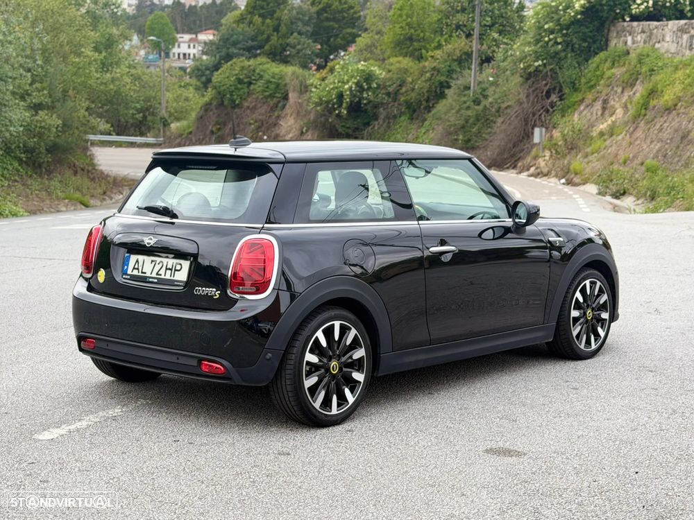MINI 3 Portas Cooper SE Premium Essential - 13