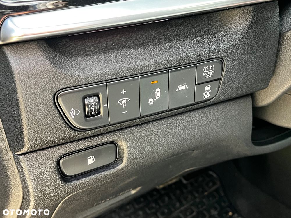Kia Niro 1.6 GDI Hybrid L Business Line - 18