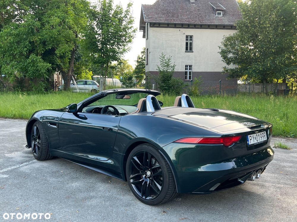 Jaguar F-Type - 14
