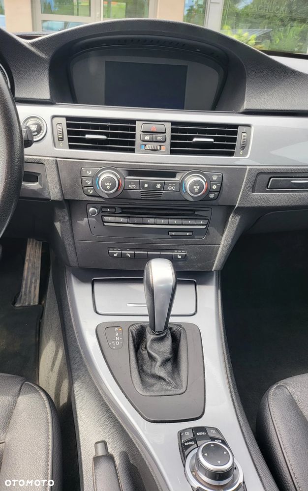 BMW Seria 3 320i Edition Sport - 23