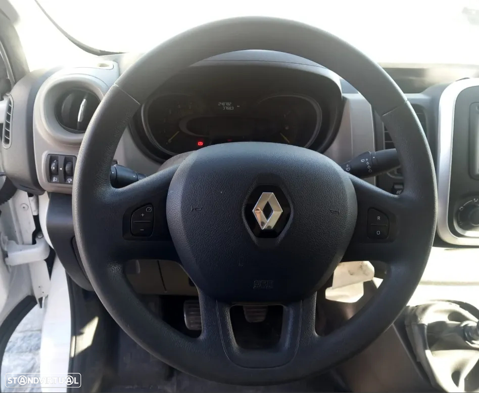 Renault Trafic III 2016 1.6DCI Para Peças - 12