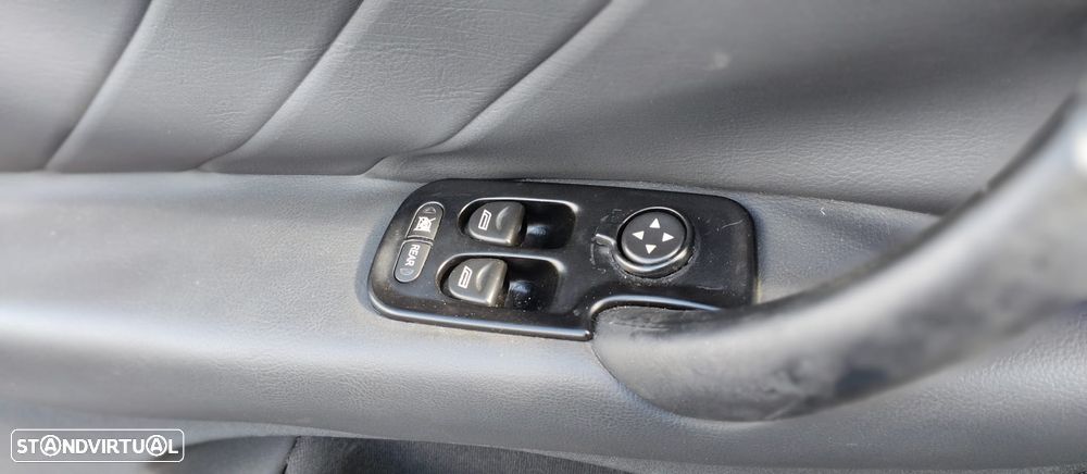 Alfa Romeo 147 1.9 JTD 16V M-Jet DPF Q2 - 10