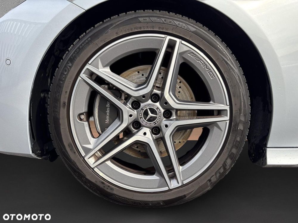 Mercedes-Benz CLA - 10