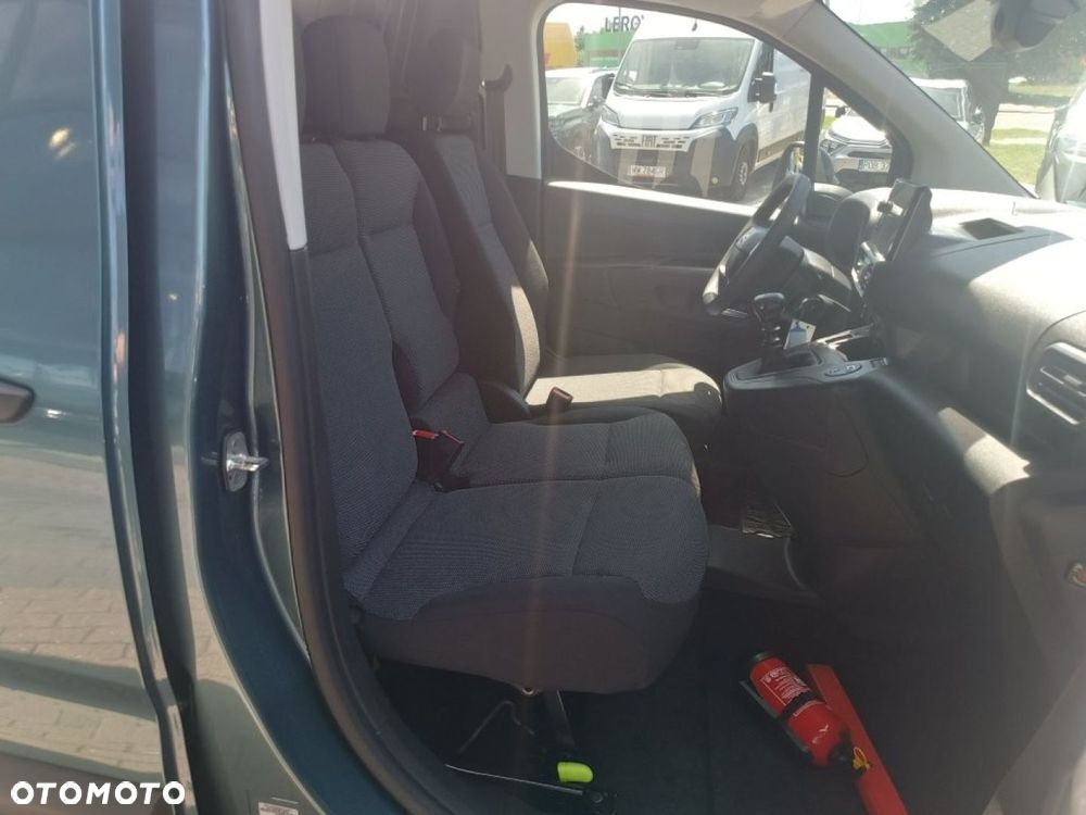 Opel COMBO - 26