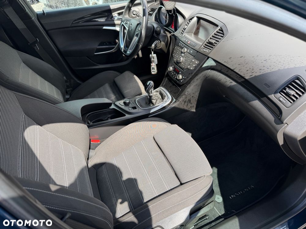 Opel Insignia 2.0 Turbo Sport - 31