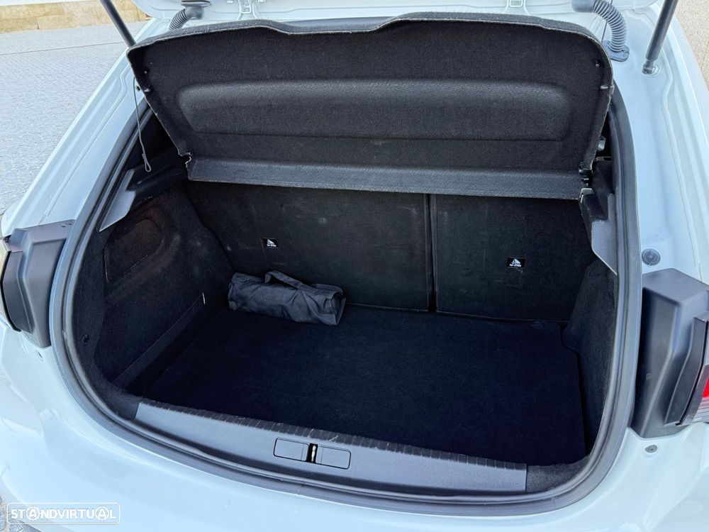 Peugeot 208 1.5 BlueHDi Allure Pack - 20