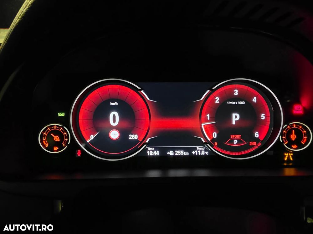 BMW X6 xDrive40d - 9