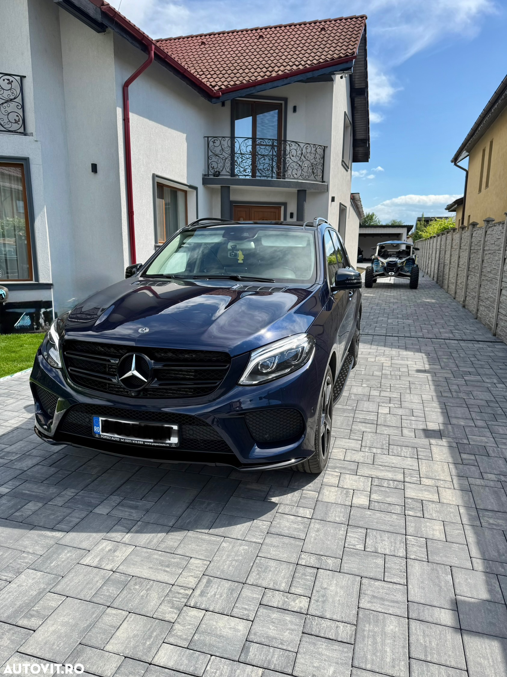 Mercedes-Benz GLE 350 d 4MATIC - 2