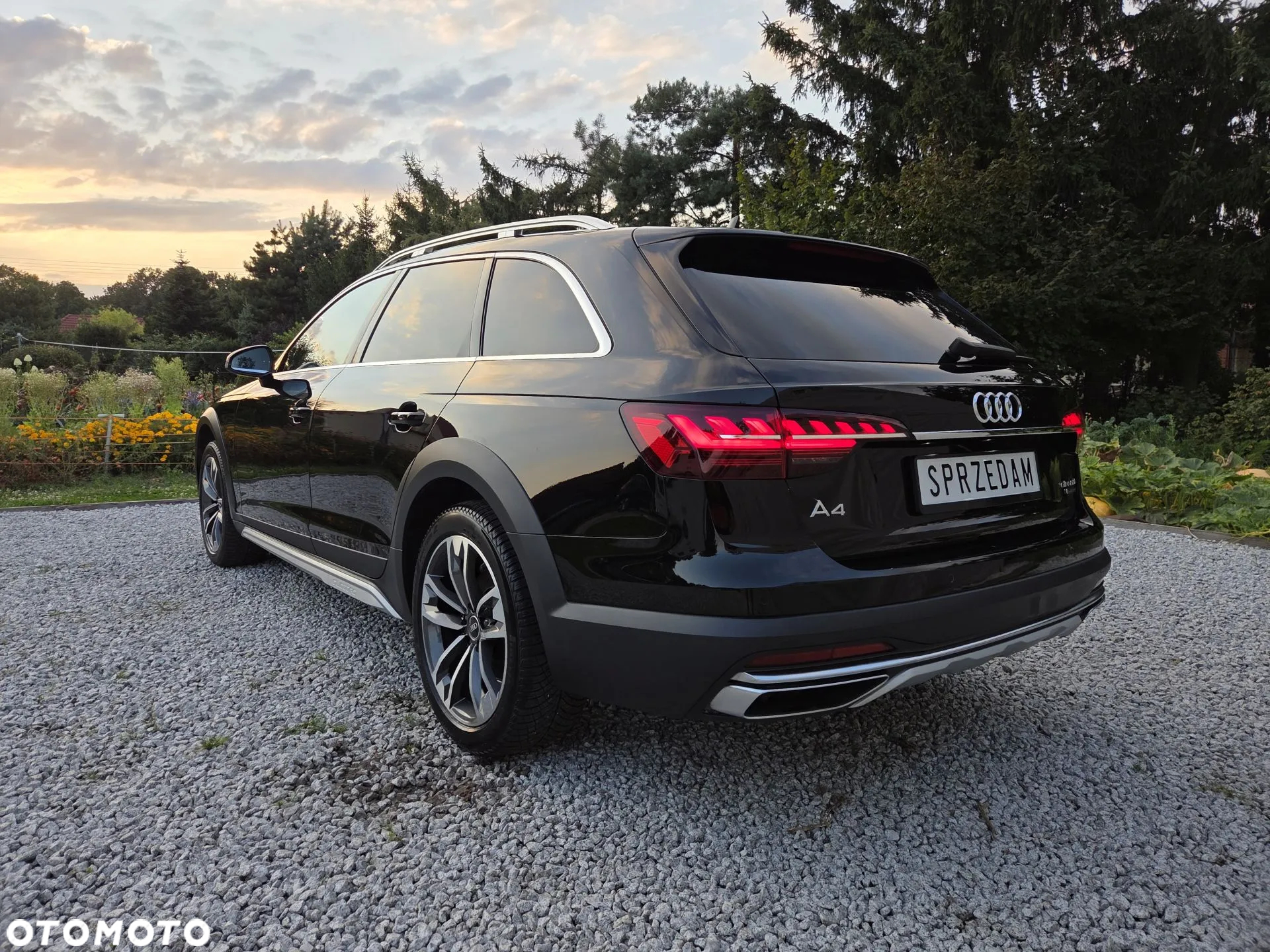 Audi A4 Allroad quattro 40 TDI S tronic - 11