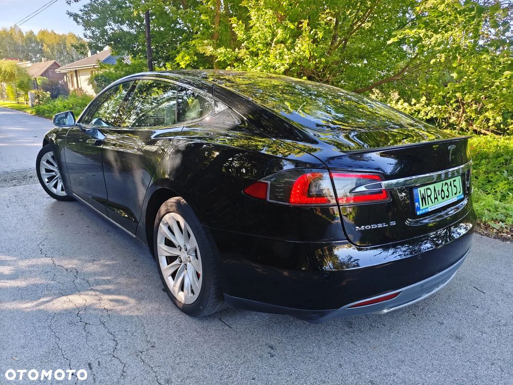 Tesla Model S Performance - 3
