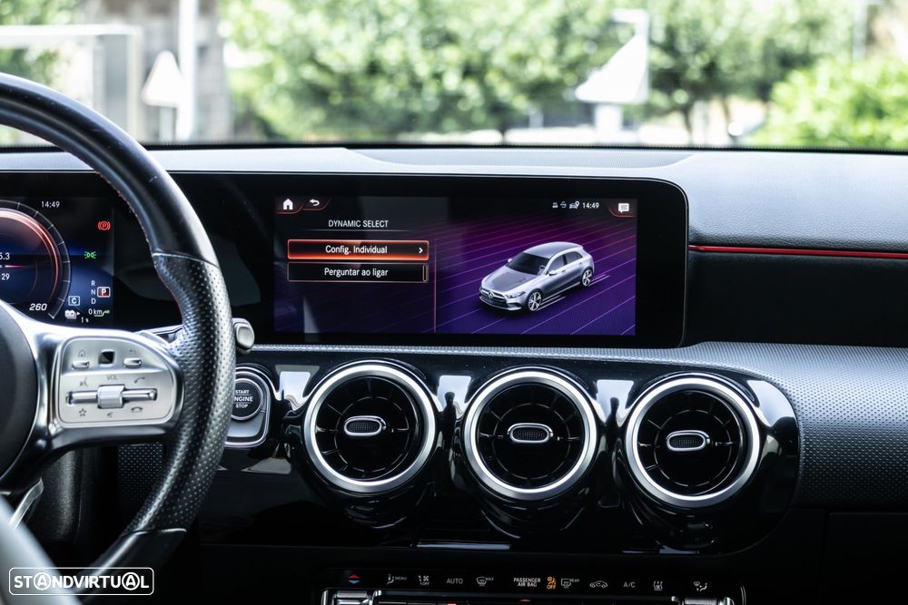 Mercedes-Benz A 250 e AMG Line - 43