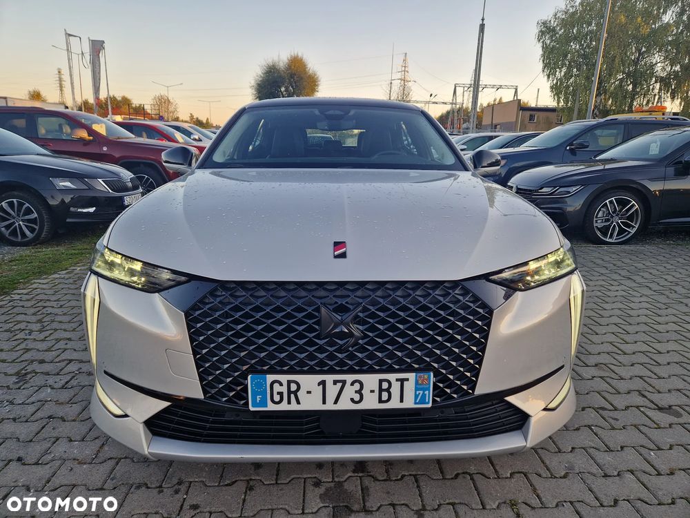 DS Automobiles DS 4 1.2 PureTech Performance Line + - 6